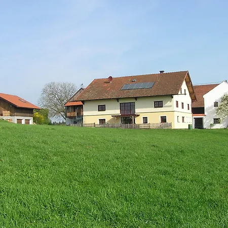 Himetsbergerhof Apartahotel 3*